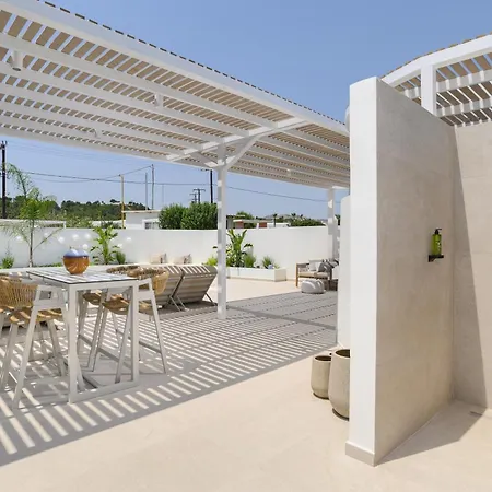 וילה Mylos Luxury Escape *