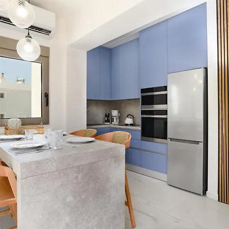 Mylos Luxury Escape וילה פליראקי